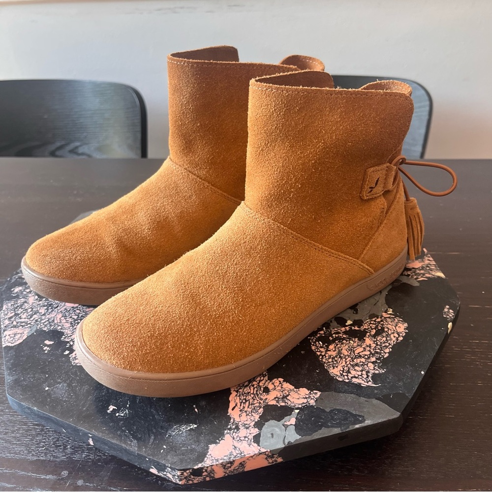 Koolaburra by UGG - Skyller Ankle Tan Suede Ankle Boots with Lace-Up Detail 7